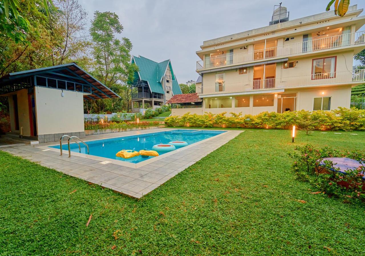 Glen Castle Vagamon Pool Resort By Voye Homes Exterior foto